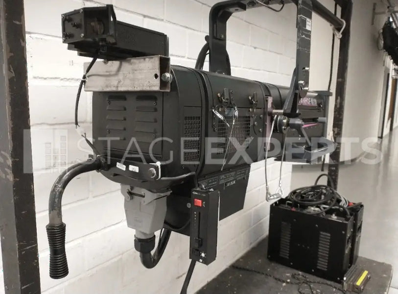 Robert Juliat Ivanhoe 2500W Followspot Pair with CAD 900 Ballasts