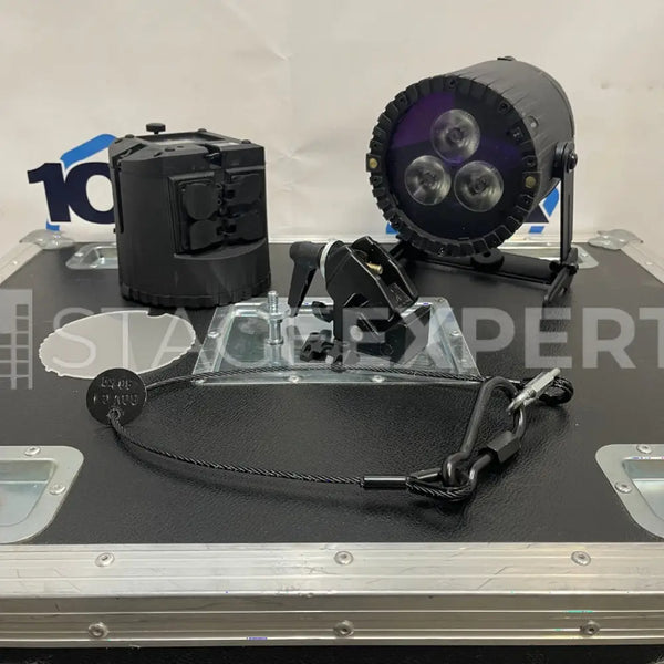 Astera AX5 TriplePAR – 8 Fixtures with Charging Case Kit