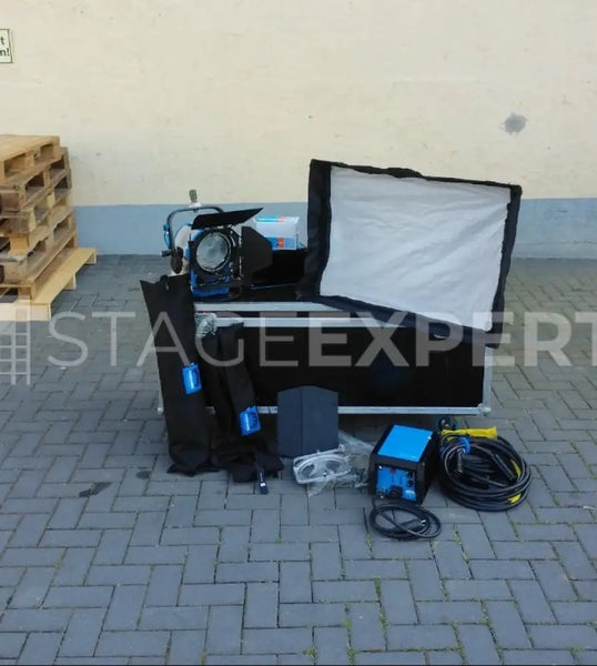 ARRI D5 Daylight Spotlight Set with Ballasts & Case Two-Head Kit