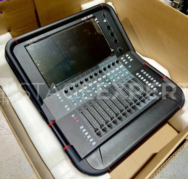 Allen & Heath Avantis Solo with dPack – 96ch Digital Mixer
