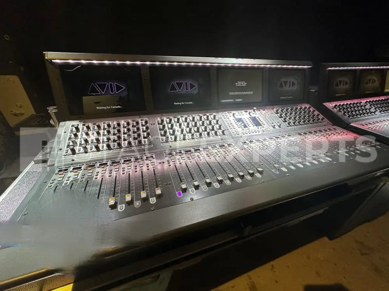 Avid S6L-32 Set – S6L-32D Surface + E6L-144 Engine, Stage64