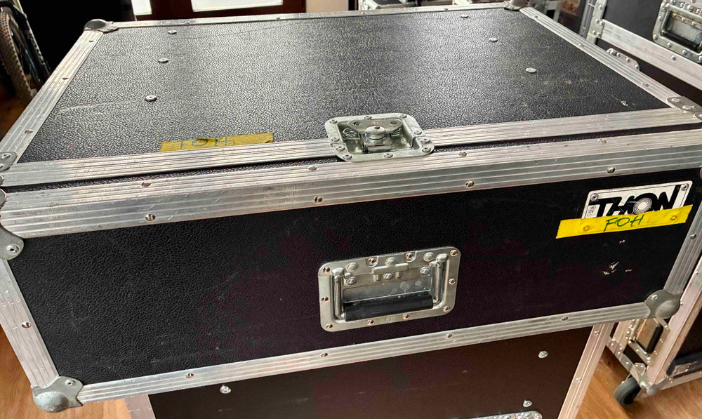 Avid S3L-X Mixer with Engine, 2x Stage 16 & Flight Case