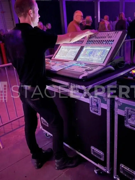 Avolites Sapphire Tough Lighting Console with Case - Pro Touring