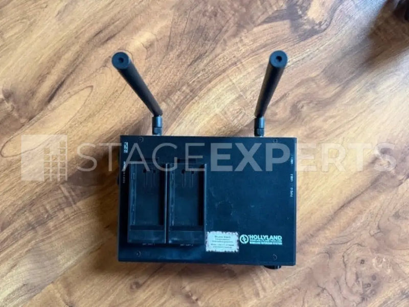 Hollyland T1000 Wireless Intercom System – 5‑User Kit