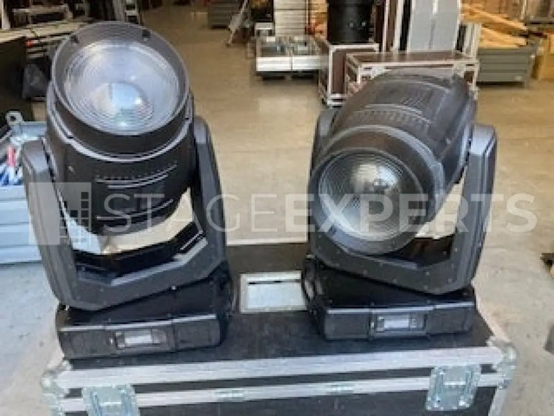 Robe BMFL Wash Pair – 2 Fixtures with Robe Dual Flight Case