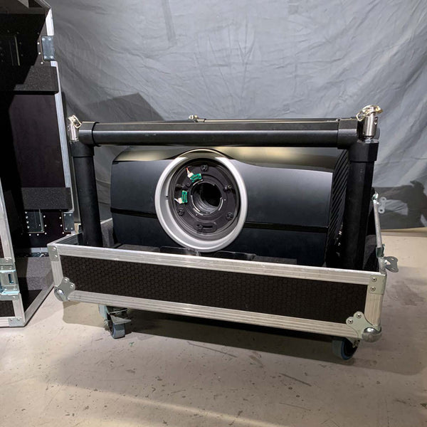 Barco F90‑W13 with EN68 Lens – 13K Lumen WUXGA Laser Projector