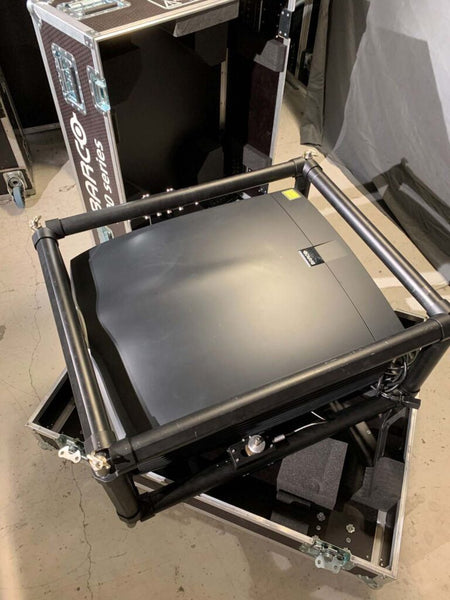 Barco F90‑W13 with EN68 Lens – 13K Lumen WUXGA Laser Projector