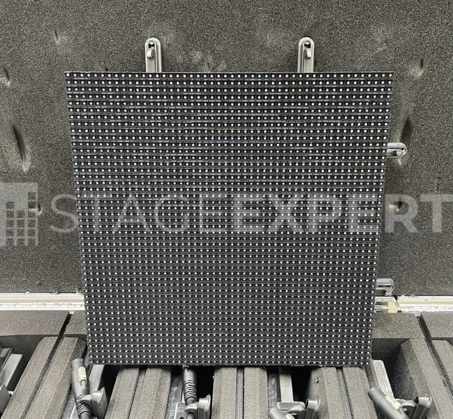Barco C8 LED display set