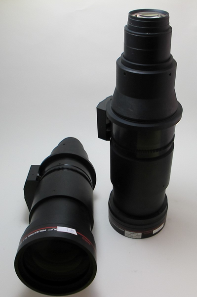 Barco XLD 2K 0.80:1 Lens – Wide-Angle DLP Projector Lens
