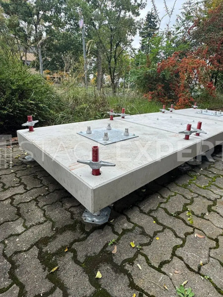 ES Concrete Base 120 x 120 cm for Trusses with Spindles