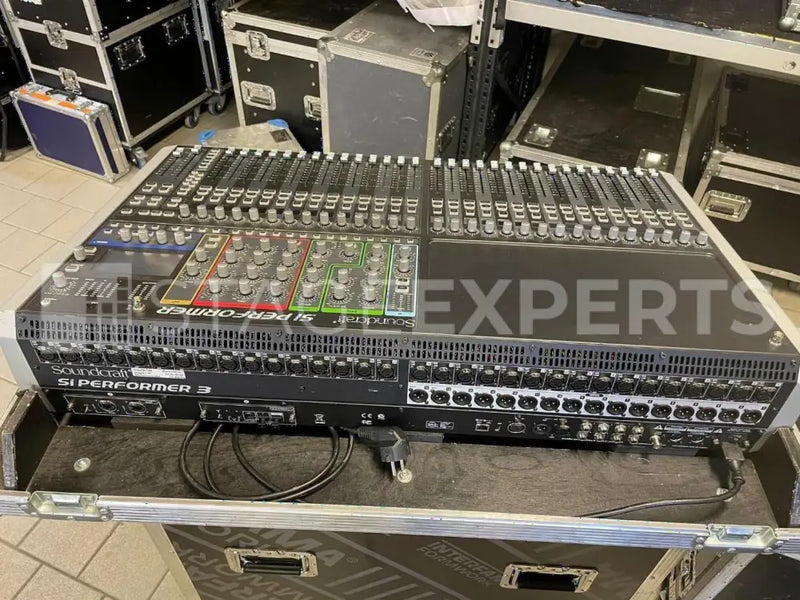 Soundcraft Si Performer 3 + MADI & Mini Stagebox 32Ch Case