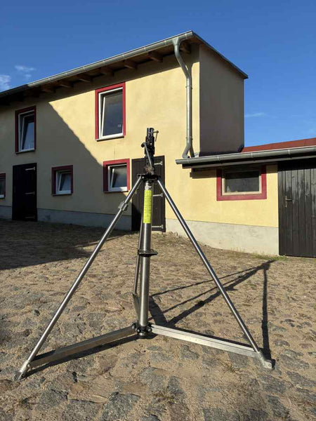 Manfrotto 387XBU Wind-Up Stand – 3.66 m, 80 kg Load
