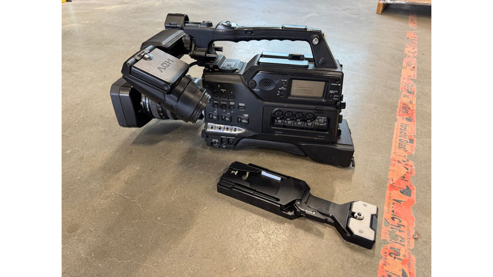 Sony HVR-S270E with Recorder & Zeiss Lens | Pro Camcorder