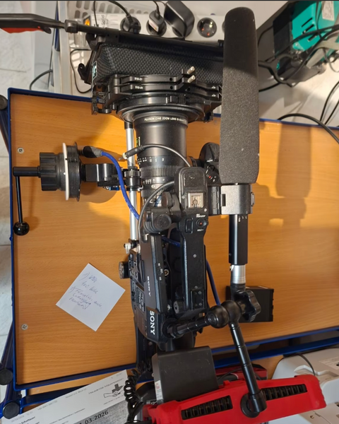 Sony PXW-FS7 + Fujinon MK18-55 T2.9 Kit with Accessories