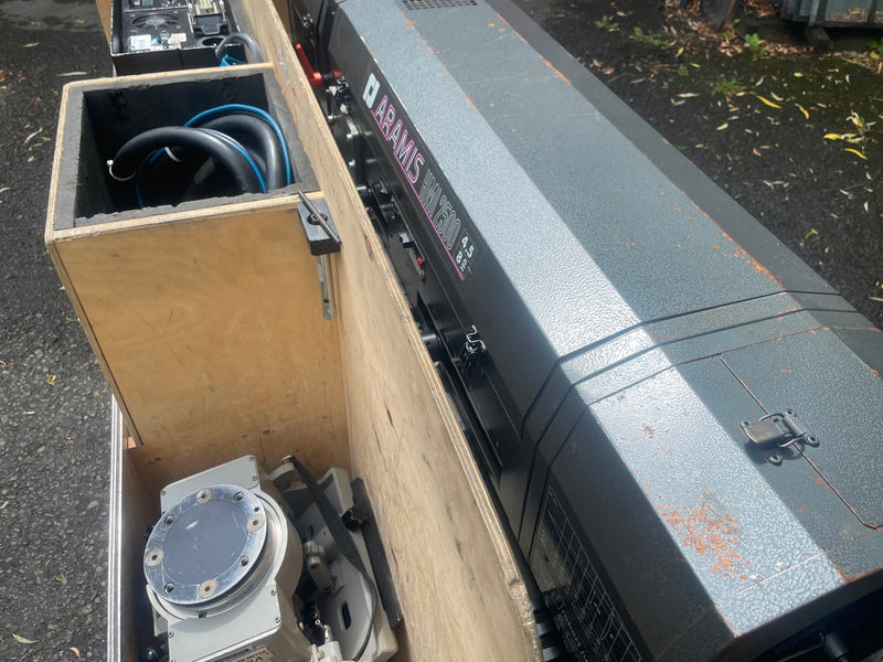 Robert Juliat Aramis HMI 2500 Followspot with Stand & Case