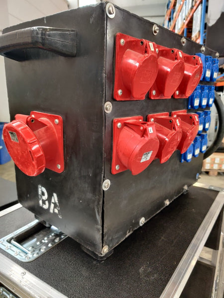 CEE Power Distributor 63A – 1x63A, 3x32A, 3x16A, 12x Schuko