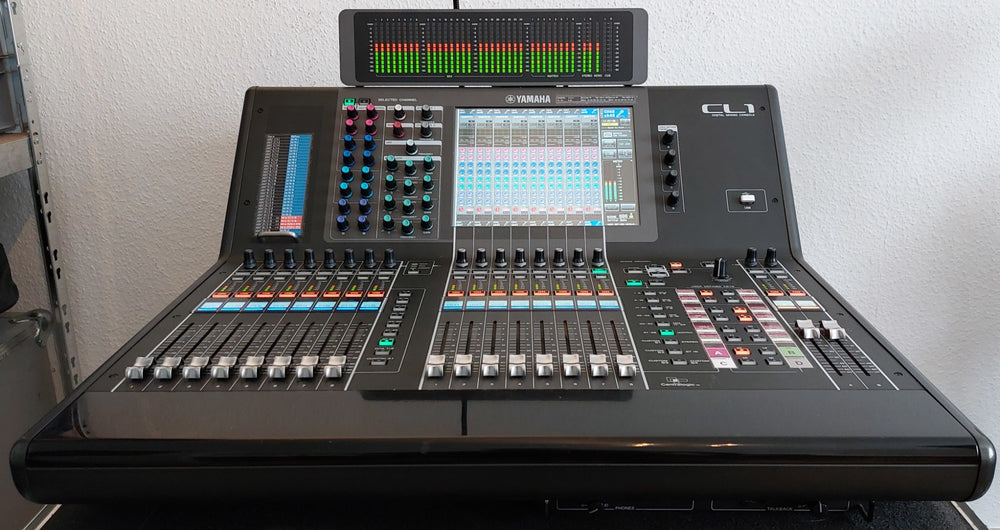 Yamaha CL1 Digital Console Bundle with MBCL & PW800W