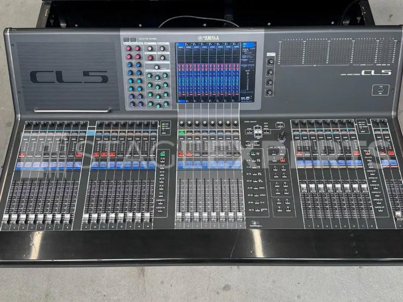 Yamaha CL5 Digital Mixer – Professional Live Sound Console