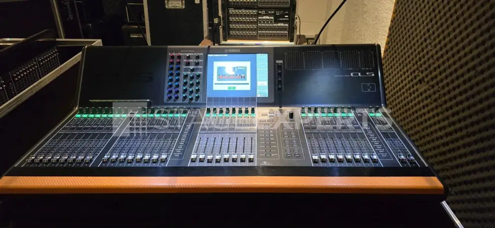 Yamaha CL5 package