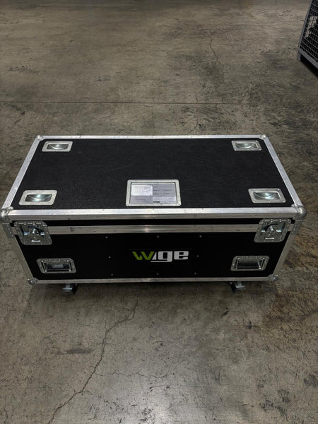 Cameo W600 4‑Unit Set – Flight Case, Clamps & Filters Bundle