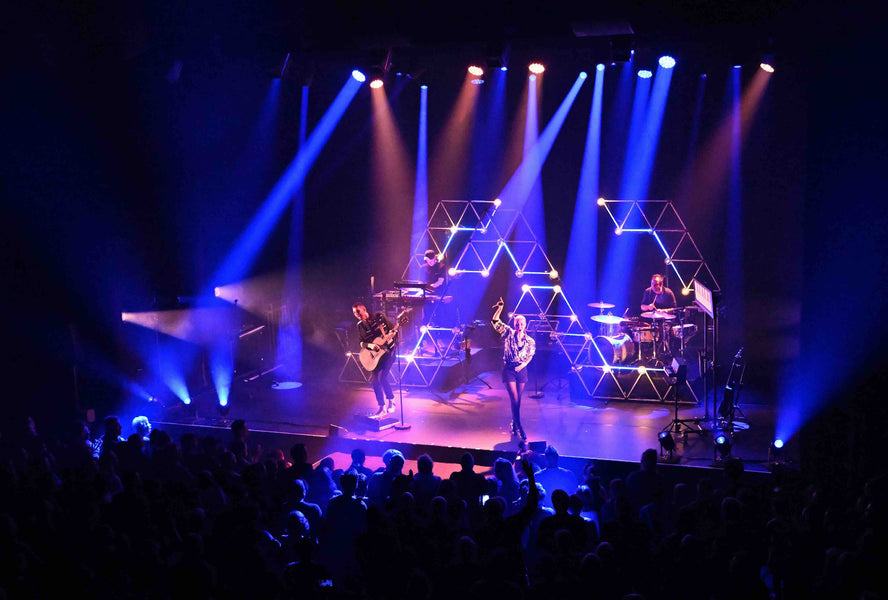 Custom LED Geometric Decorative Set – Pixel‑DMX Control for Events