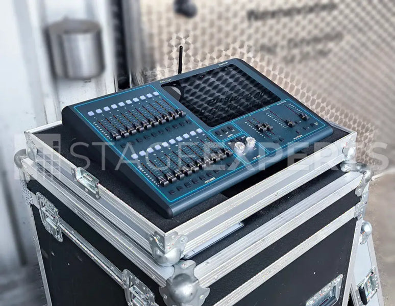 ChamSys QuickQ 10 Lighting Console with ML Flight Case Pack