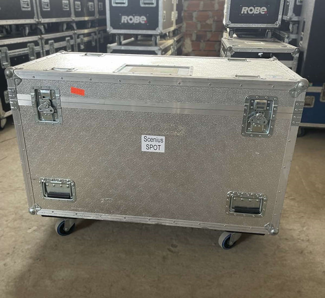 ClayPaky Scenius Spot