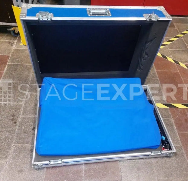 ETC Cobalt 10 Lighting Console with Flight Case – Upgraded