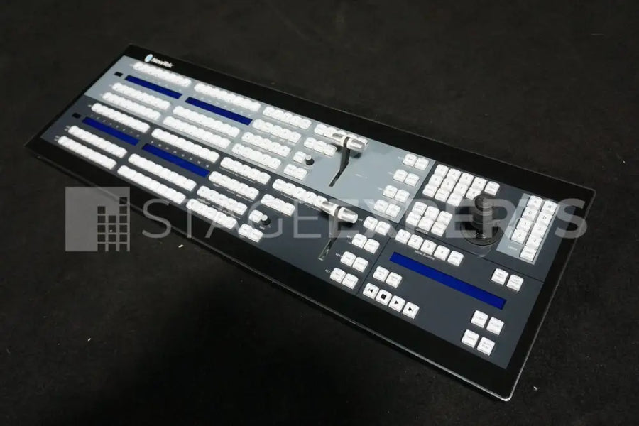 NewTek TriCaster 2 Elite + TR-TC1 Control Surface – Bundle