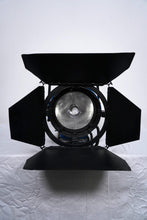 Load image into Gallery viewer, ARRI ARRISUN 2.5/4kW HMI PAR with Ballast &amp; Lens Set
