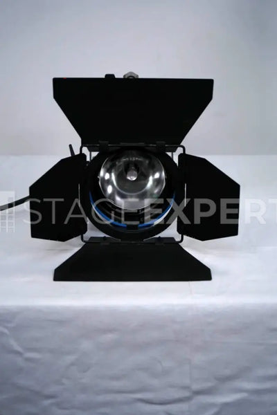 ARRI ARRISUN 200W HMI PAR Kit – Lamp, Ballast & Lenses