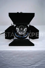 Load image into Gallery viewer, ARRI ARRISUN 200W HMI PAR Kit – Lamp, Ballast &amp; Lenses
