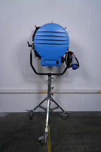 Load image into Gallery viewer, ARRI T12 12,000W Tungsten Fresnel – High-Output Lighting
