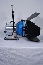 Load image into Gallery viewer, ARRI ARRISUN 1200W HMI PAR with Ballast &amp; Lens Set
