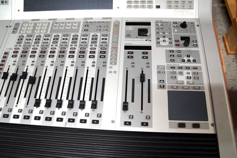 Studer Vista 1 32‑Fader Console with D21m I/O & Meter Bridge
