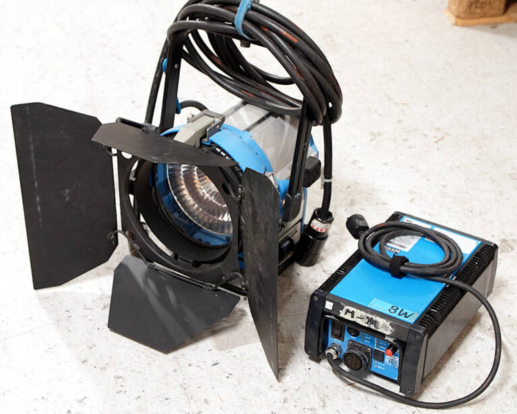 ARRI M8 800W HMI + EB 575/800 HS Ballast | Open Face