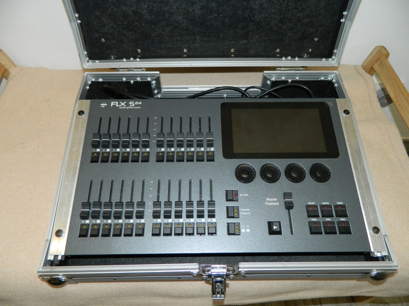 Zero 88 FLX S24 Lighting Console – 2 Universes, Touchscreen