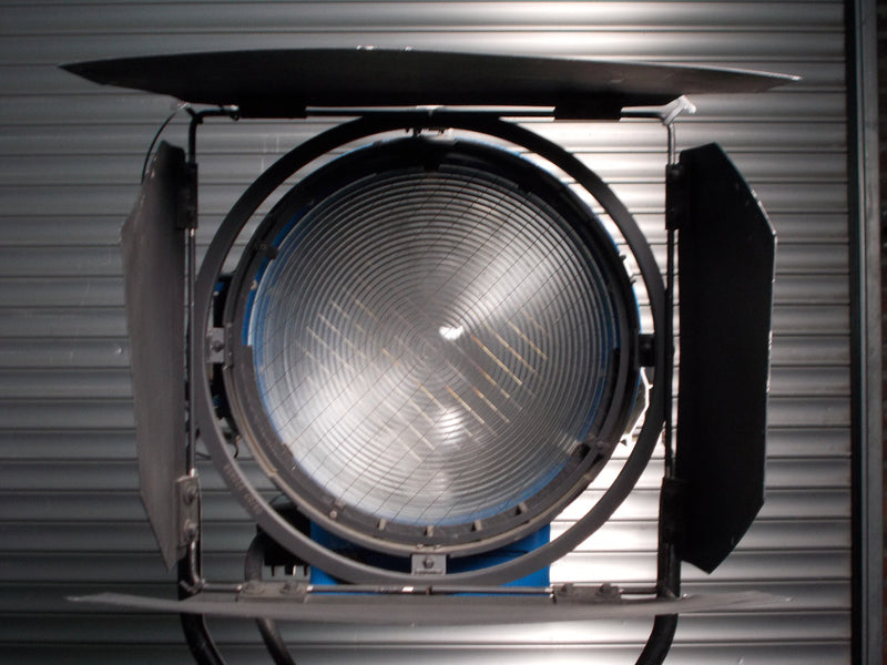 ARRI T12 Fresnel 10 kW – High-output tungsten Fresnel