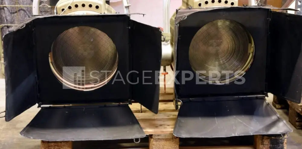 Bernhard Deltschaft 5kW Pole-Op Fresnel | Tungsten Fresnel