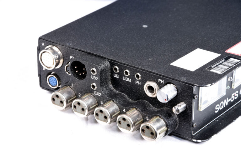 SQN SQN-5S Series II Portable Stereo Field Audio Mixer - Analogue