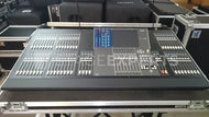 Yamaha M7CL48 Digital Mixer with Amptown Flight Case Package
