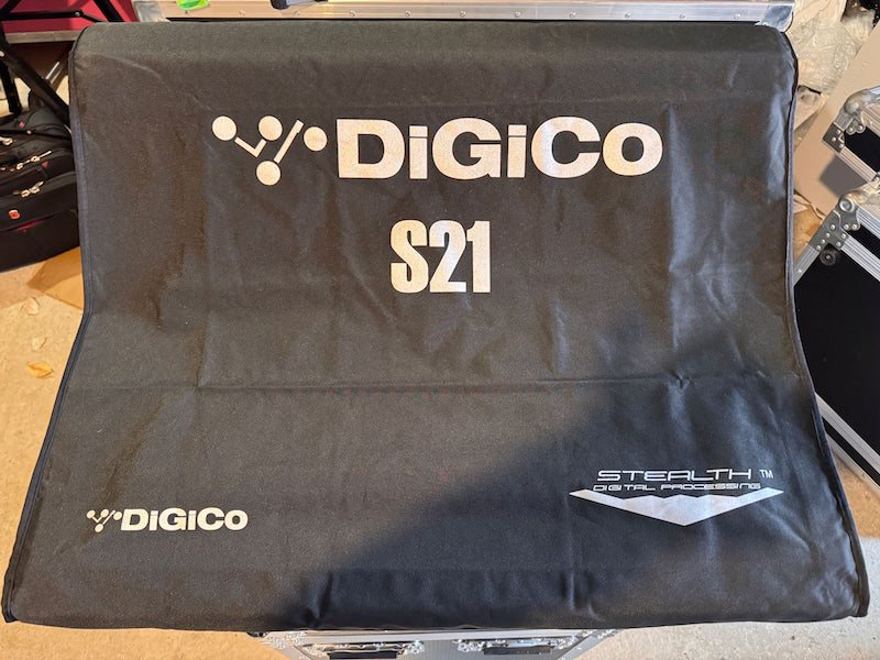 DiGiCo S21 + D‑Rack Bundle with DMI‑MADI Card & Flight Case