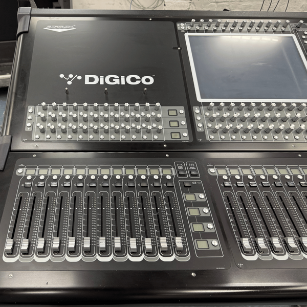 DiGiCo SD Ten Core 2 Digital Console (HMA) + Flightcase