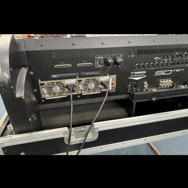 DiGiCo SD Ten Core 2 Digital Console (HMA) + Flightcase