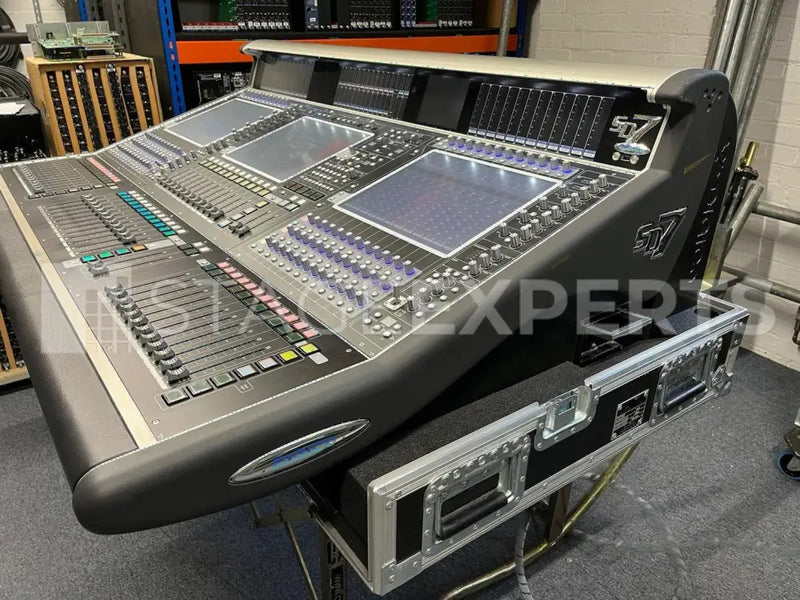 DiGiCo SD7T Digital Mixing Console