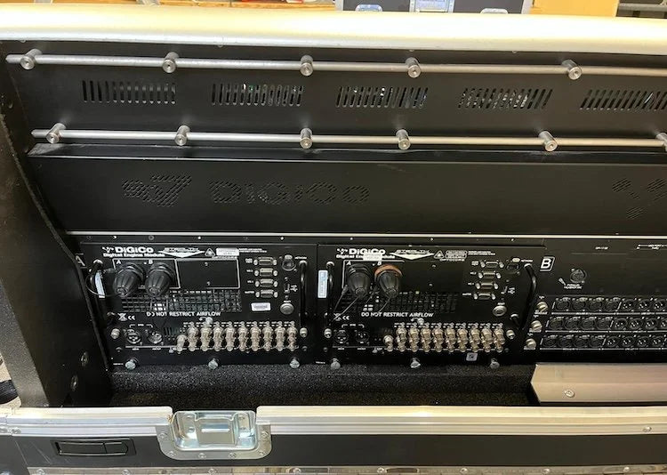 DiGiCo SD7T Digital Console – Serviced, with Flightcase