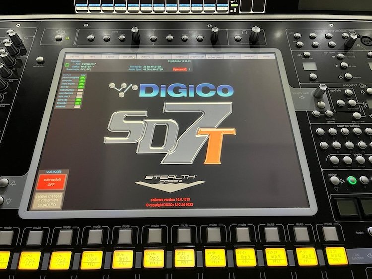 DiGiCo SD7T Digital Console – Serviced, with Flightcase