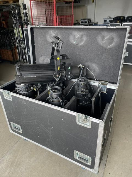 ETC Zoom Profile 15–30° 750W – 6x with Case, Iris & Clamp