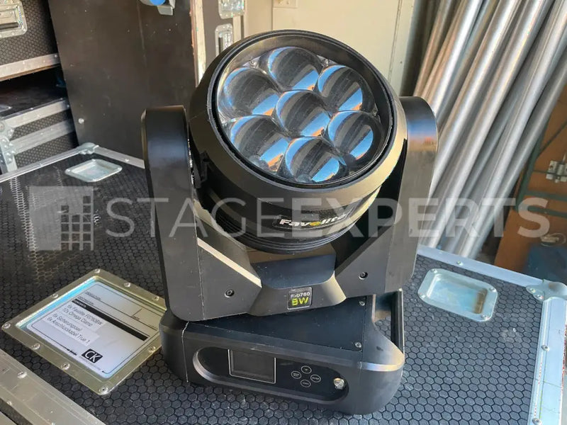 Favolite F0760BW LED Wash Lights – 6x with Flight Case