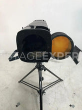 Load image into Gallery viewer, FOLLOWSPOT ROBERT JULIAT BUXIE MSD 575HR - Used
